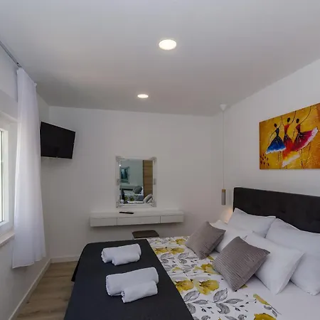 Lanterna Hvar Apartamento *